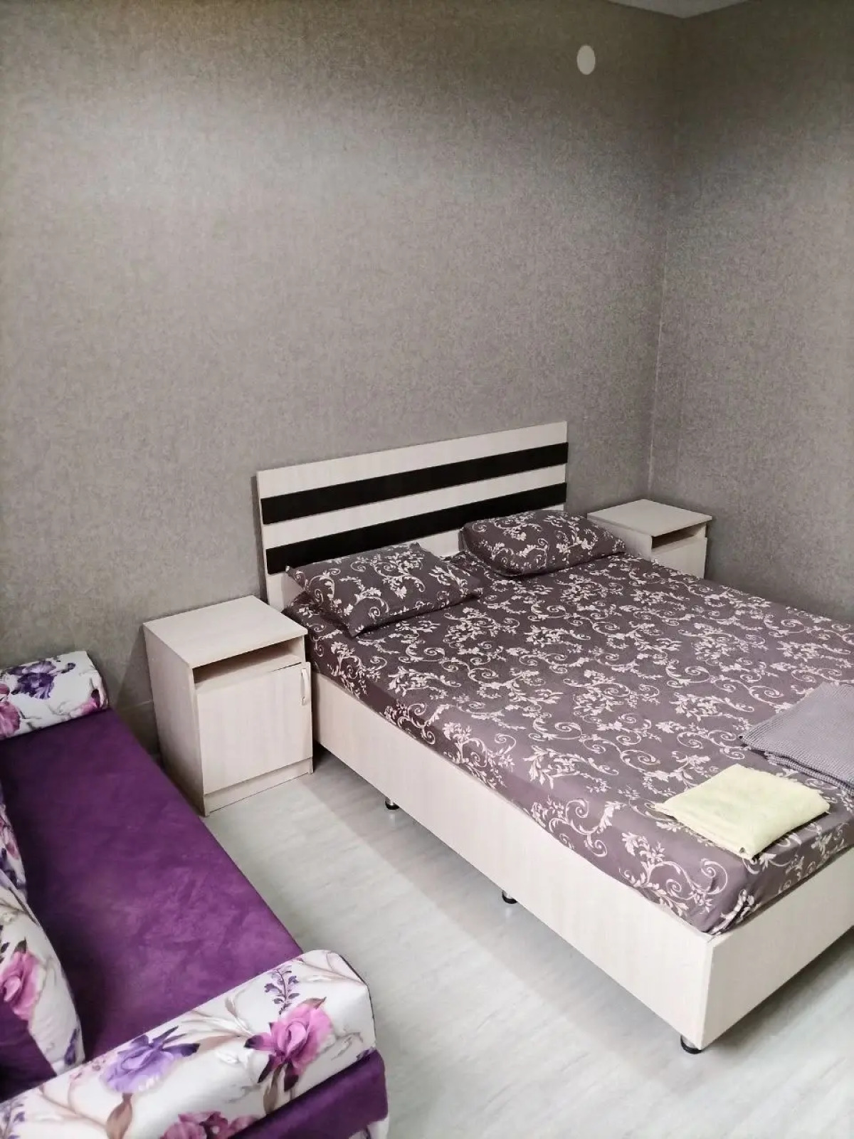 Меблированные комнаты в Гостевом Доме Адуней