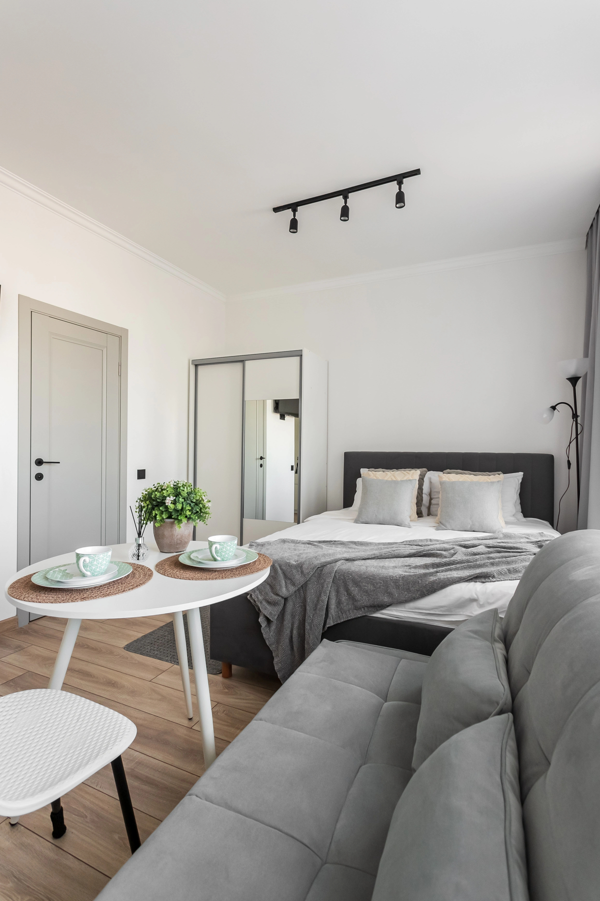 Квартира Новая светлая студия в ЖК бизнес класса Метрополия в центре Москвы