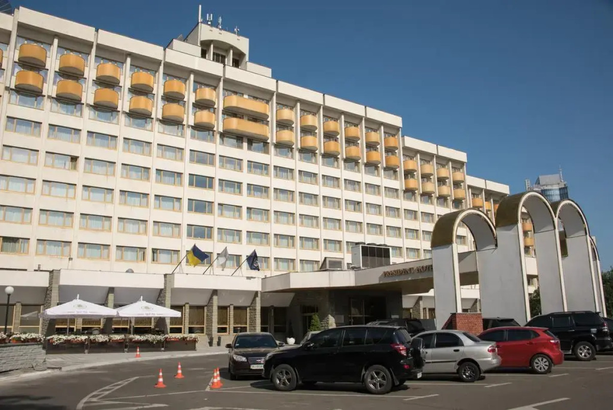 Отель Президент