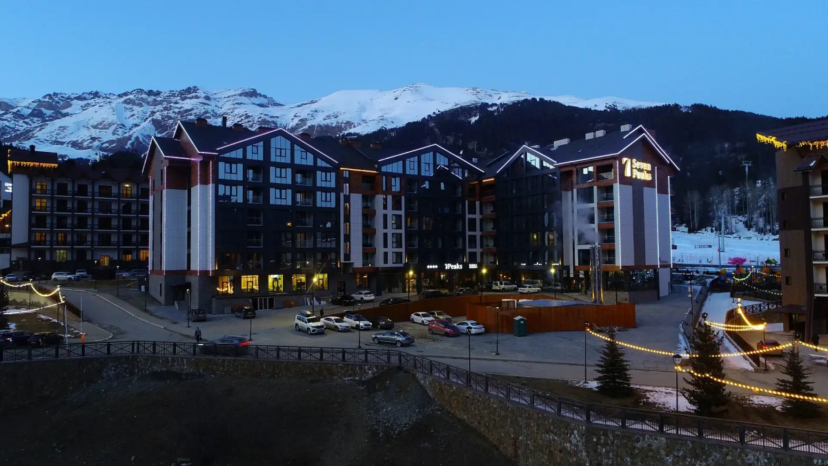 Отель 7Peaks Family Resort
