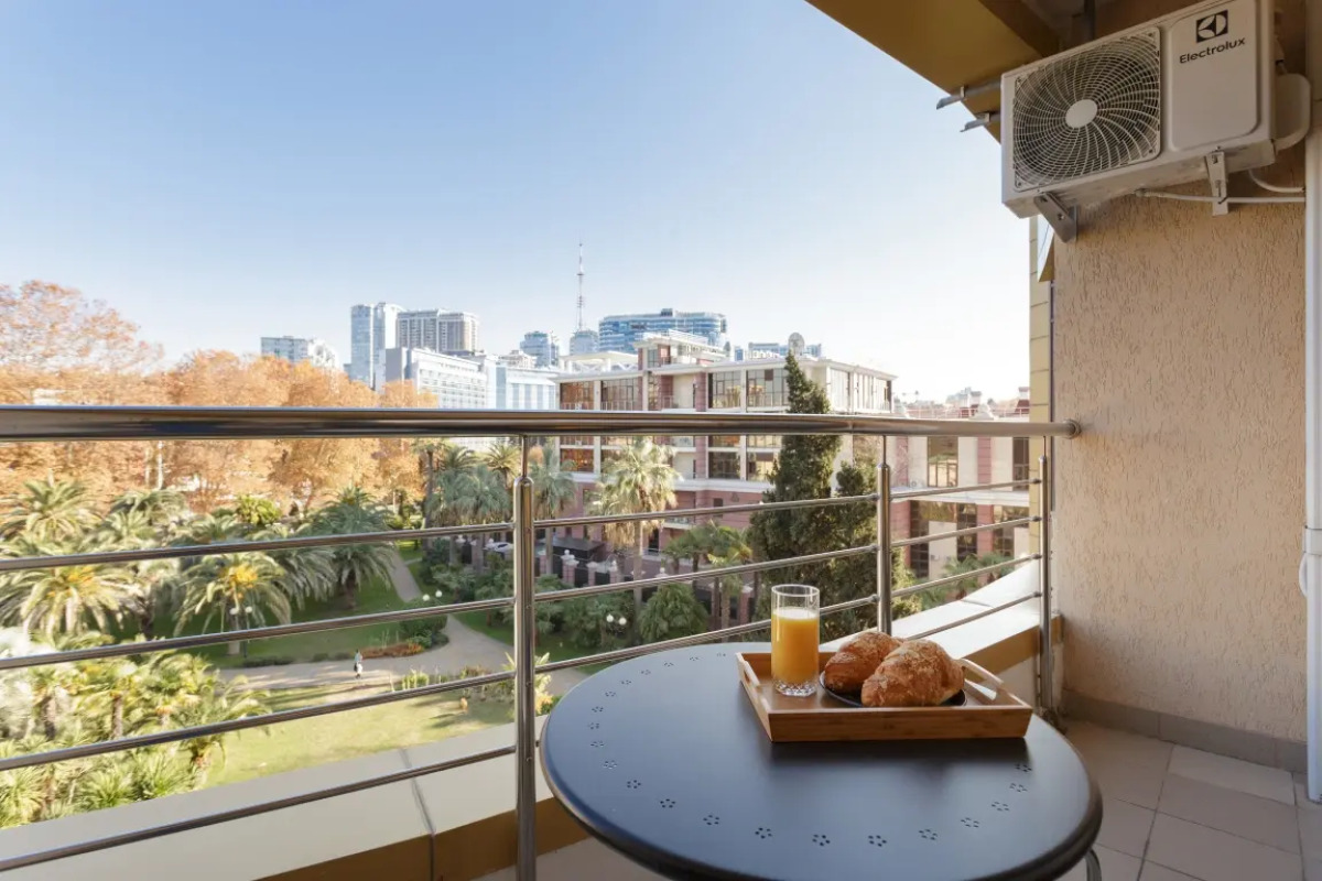 Апартаменты M Apartments Grand Versailles 2