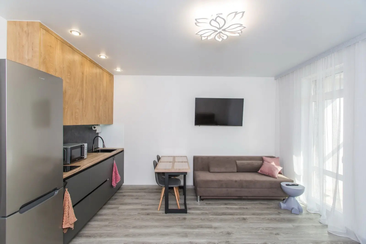 Квартира-студия уютная в новом доме