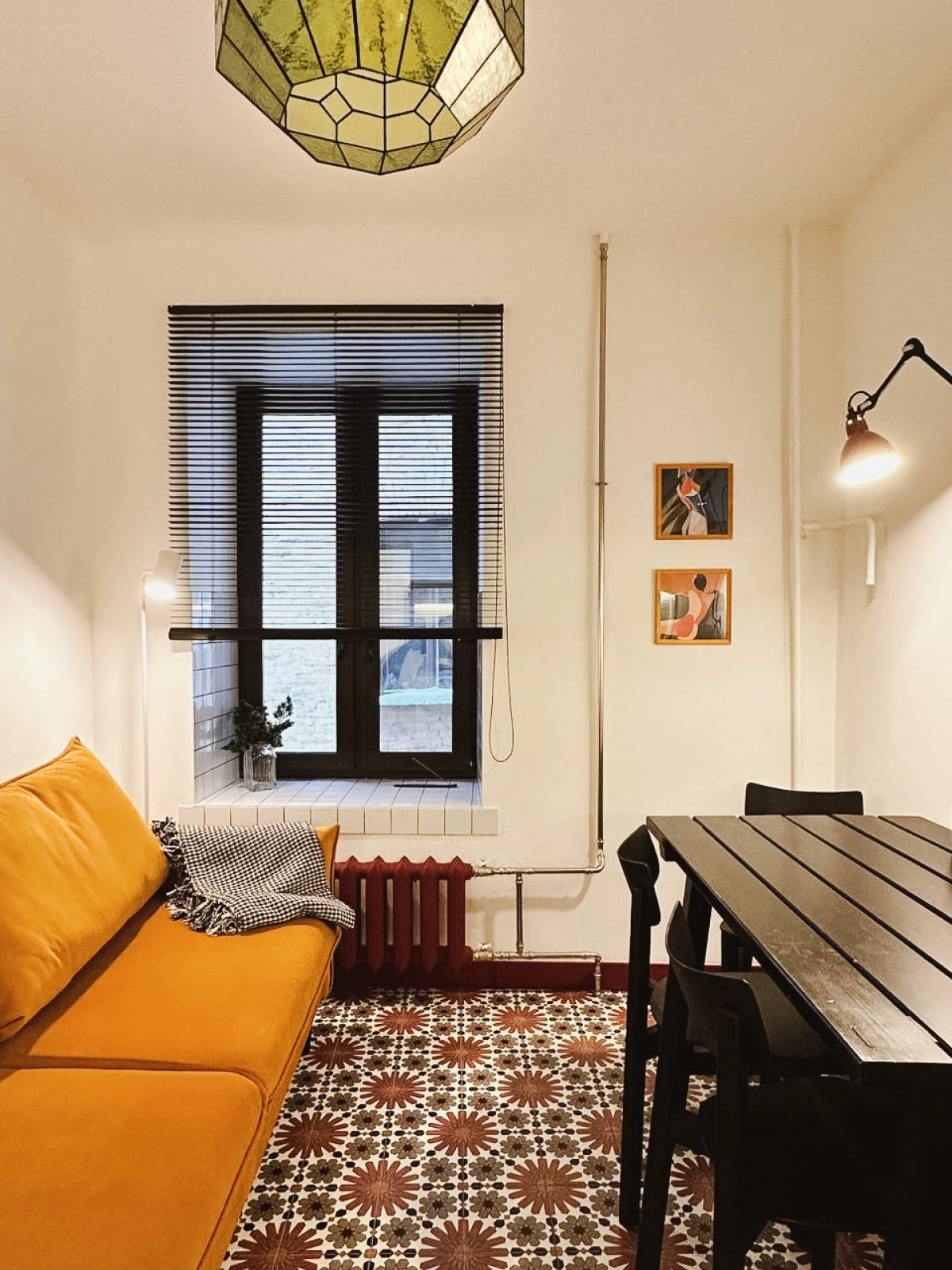 Квартира в тихом дворе с раздельными комнатами и с сауной на Невском