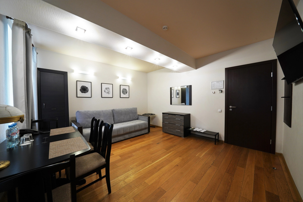 Меблированные комнаты Престиж Центр у Зимнего