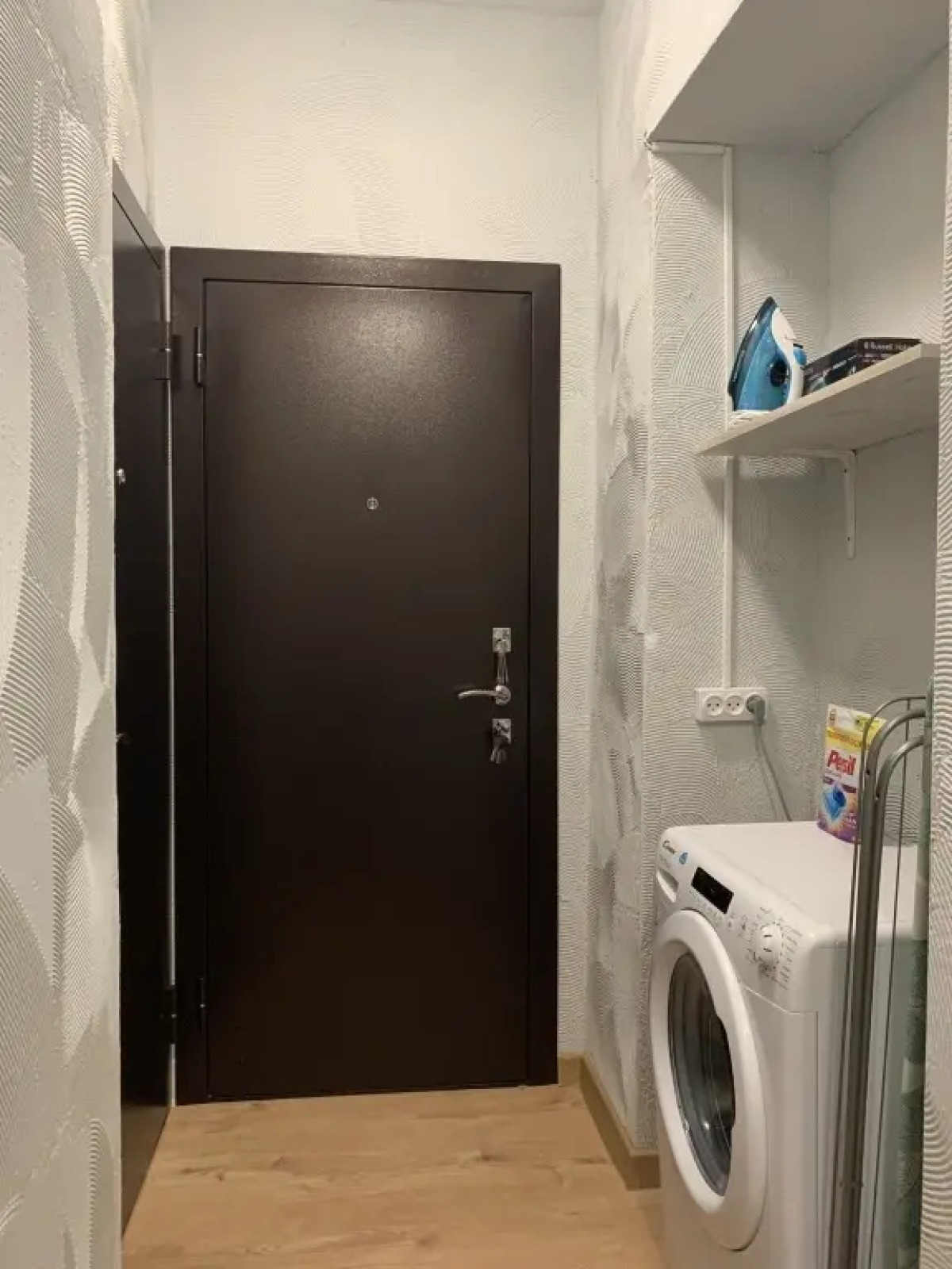 Апартаменты на Обводном канале 1