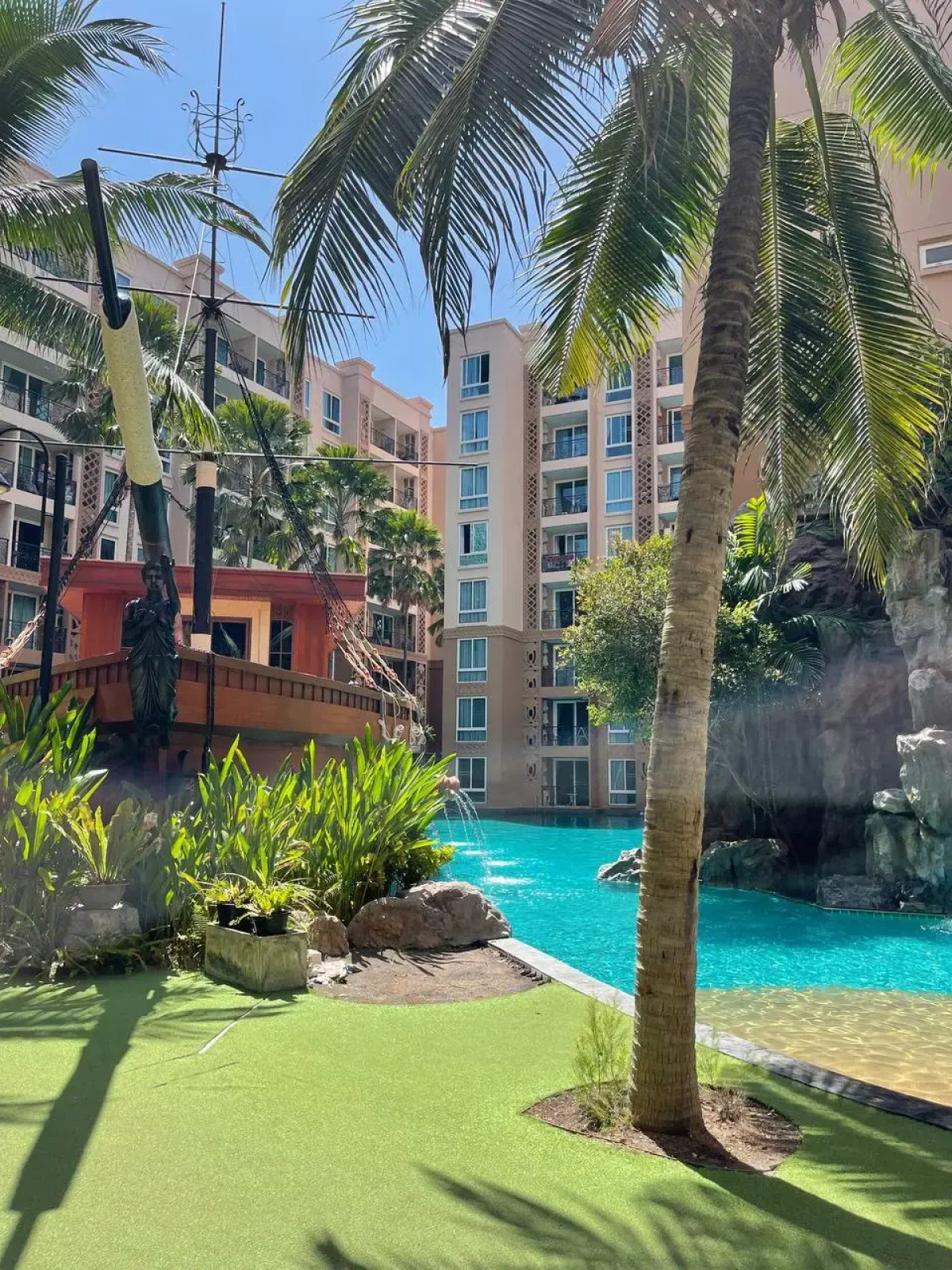 Апартаменты Atlantis Condo 2 bedrooms