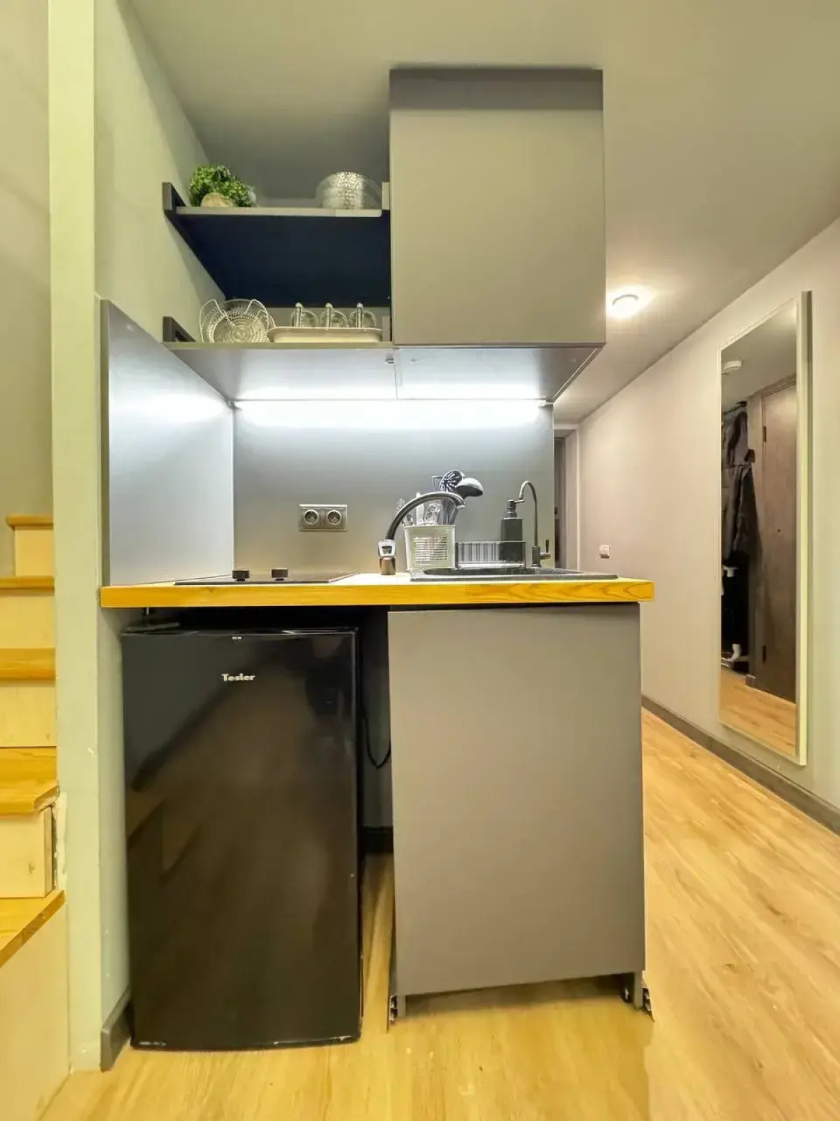 Двухуровневые Апартаменты на Нагорной с красивым видом из окна