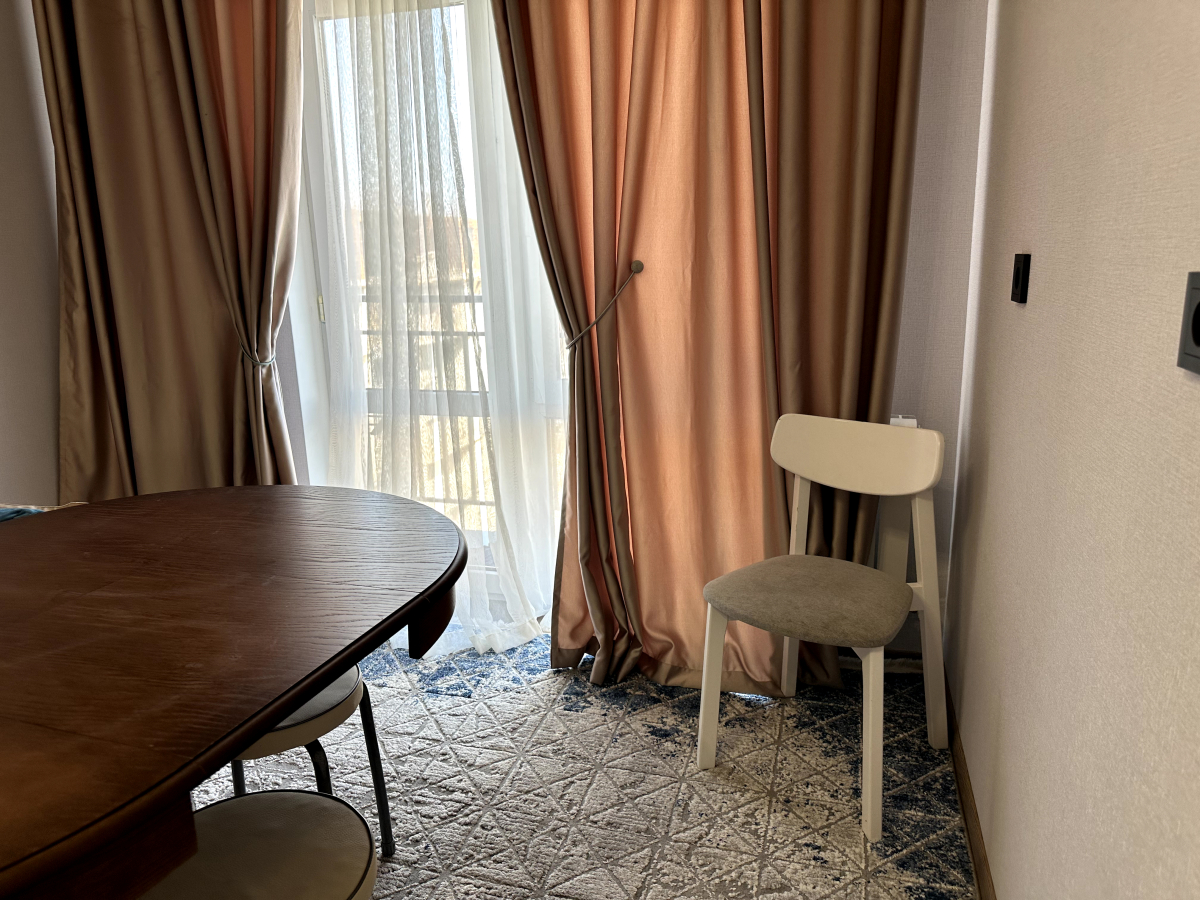 Аппартаменты "Эленика" двухкомнатная квартира в Махачкале с видом на озеро и мечеть