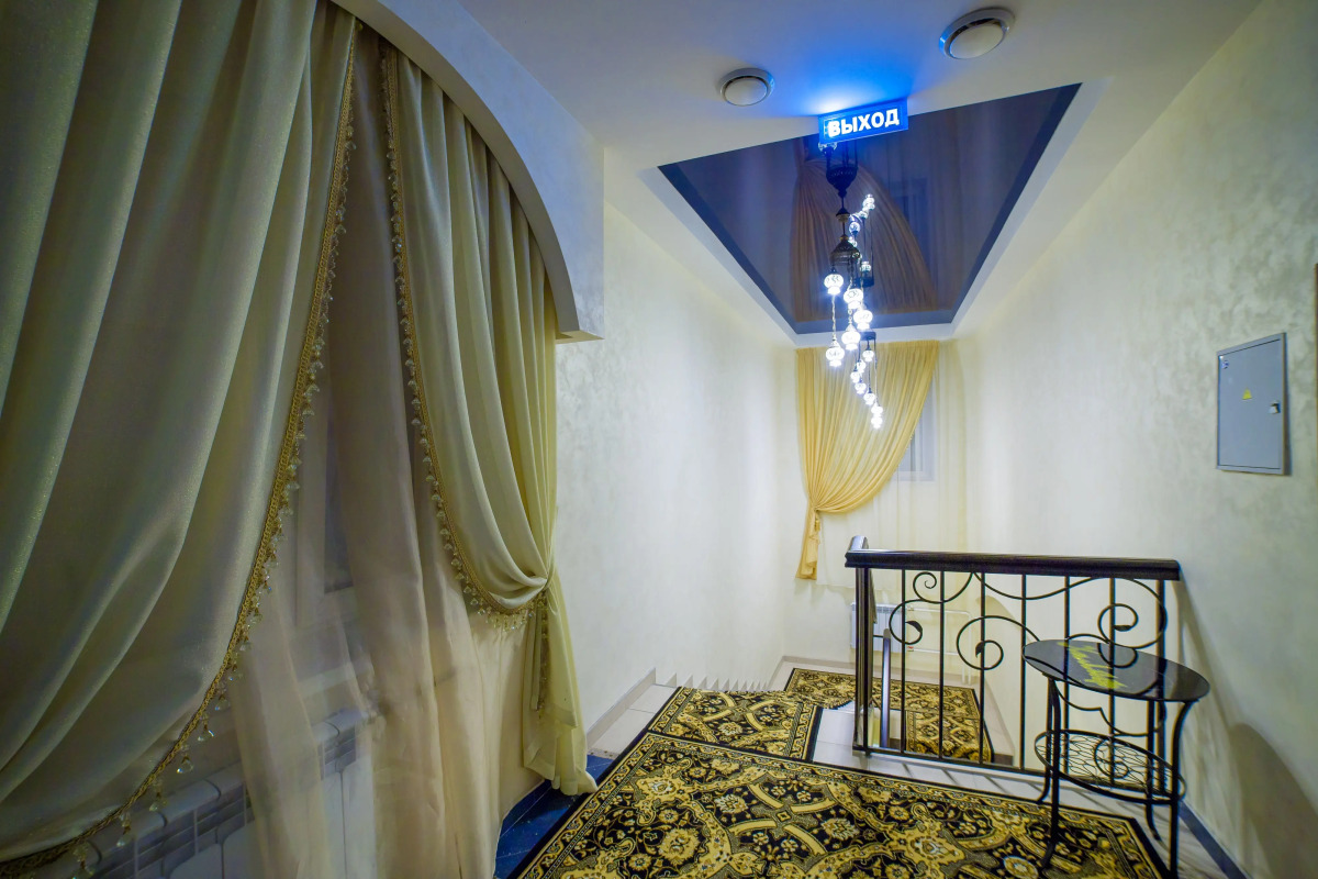 Отель Халиф