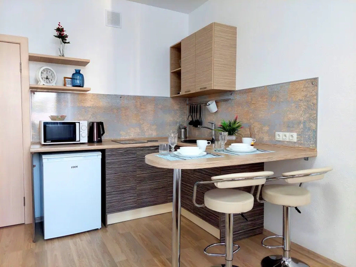 Три квартиры на Сахарова 2