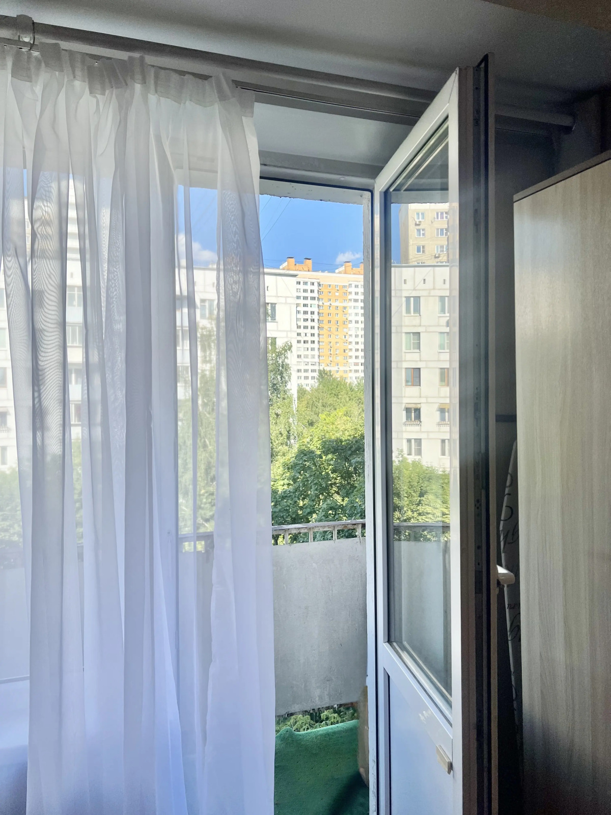 Апартаменты Ельнинская 18/1