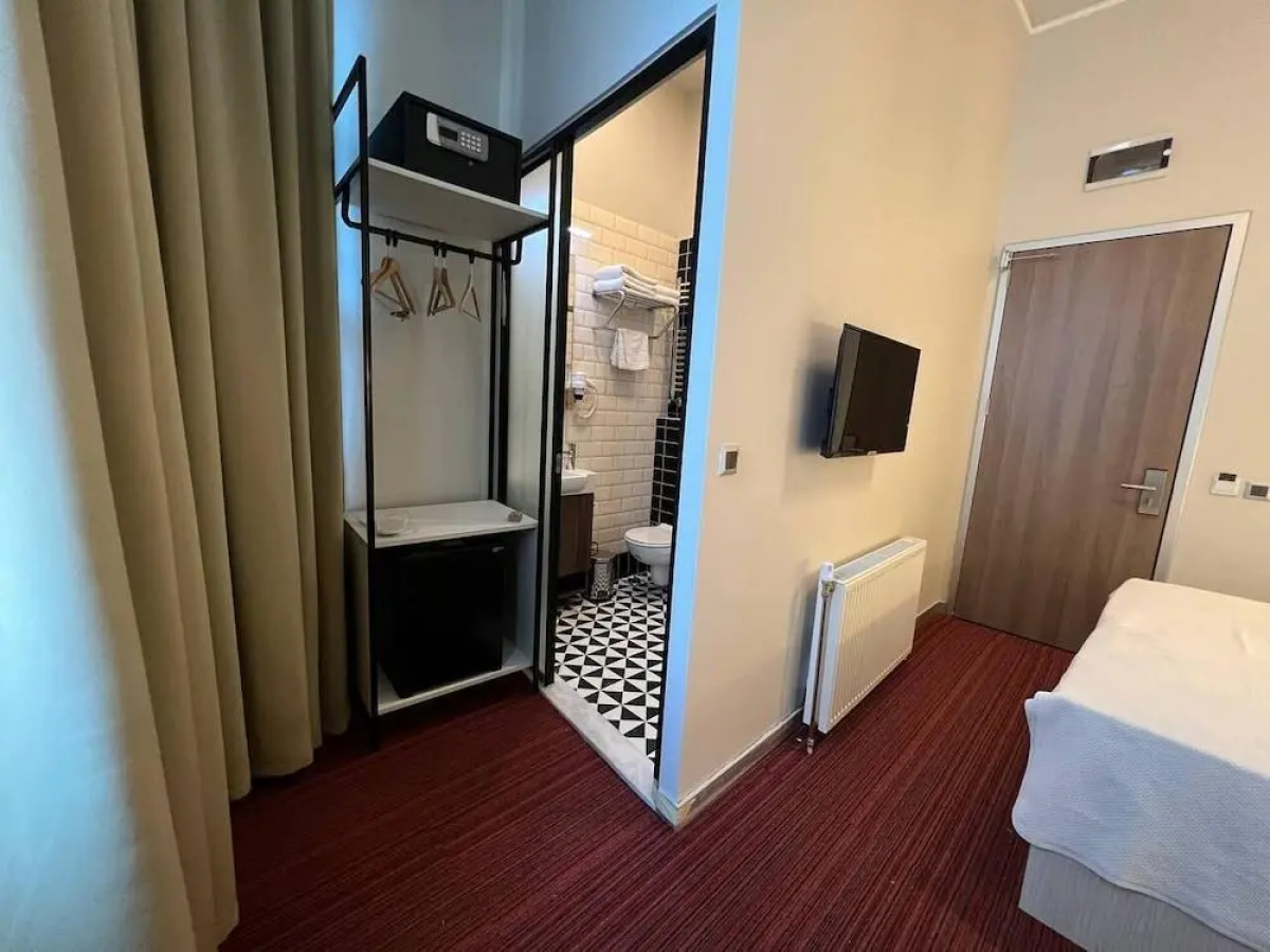 Отель Rafinn Hotel