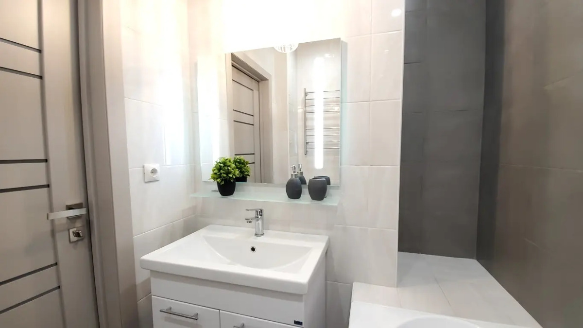 Апартаменты Panda Home с отличным ремонтом возле озера