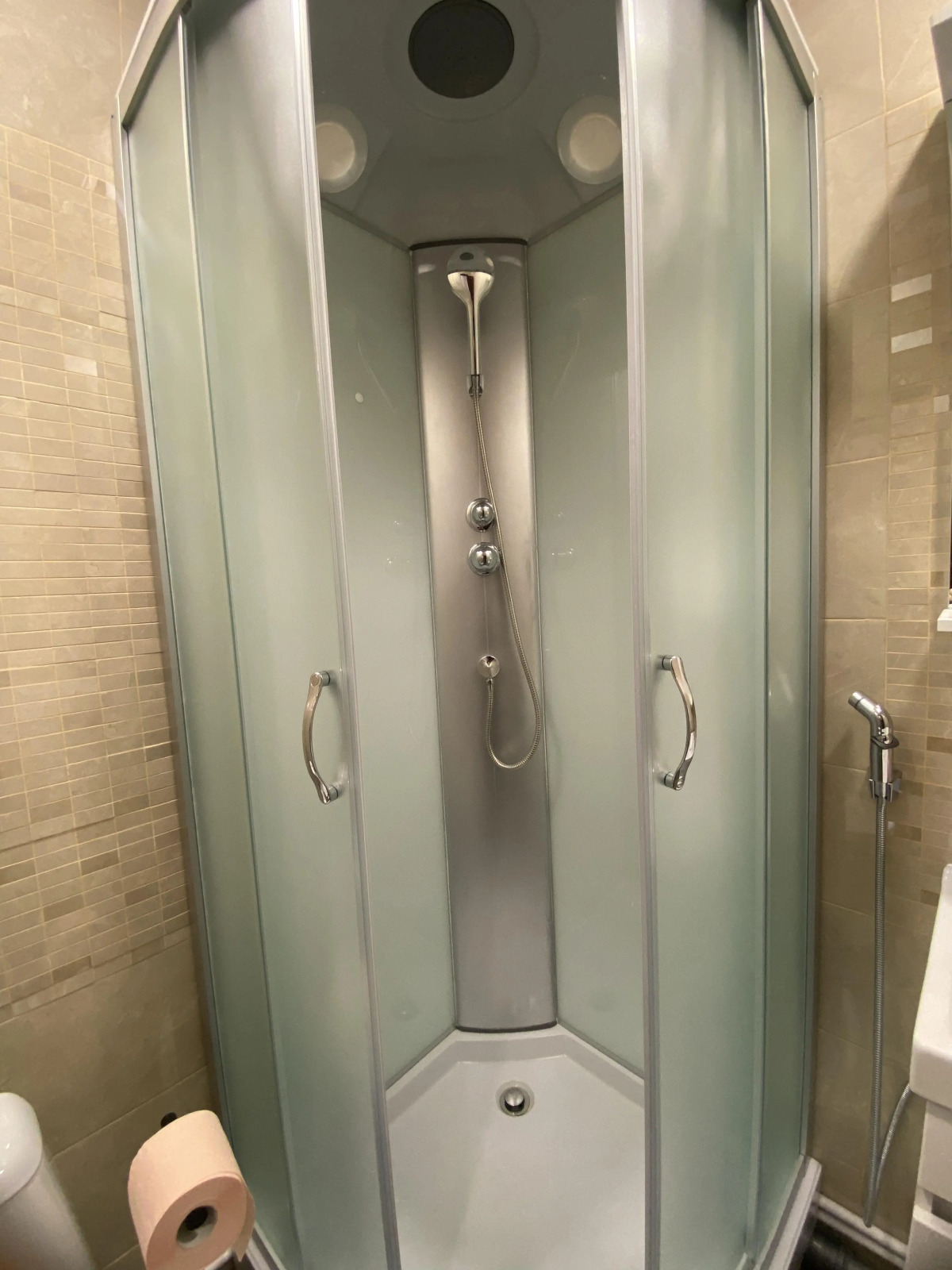 Апартаменты на Кольском 170 Grandrooms