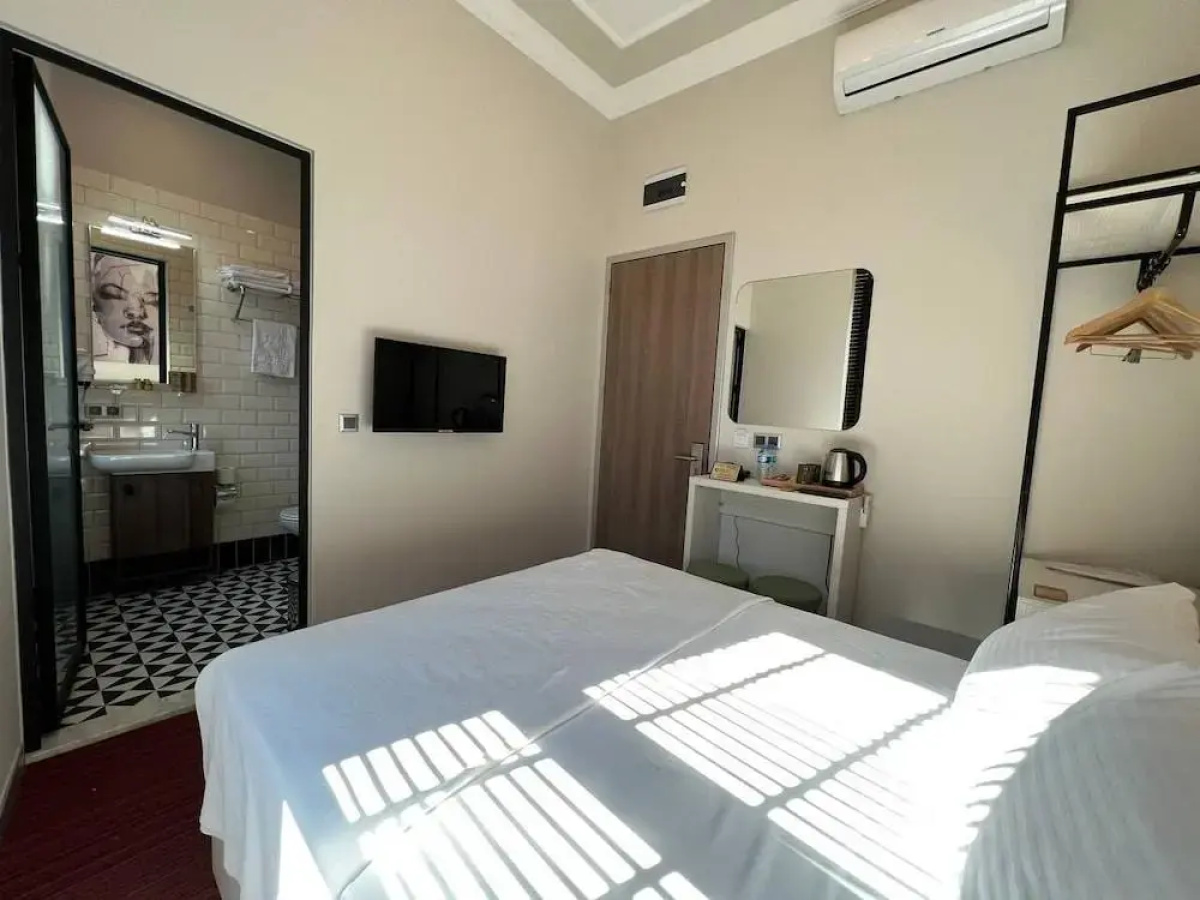 Отель Rafinn Hotel