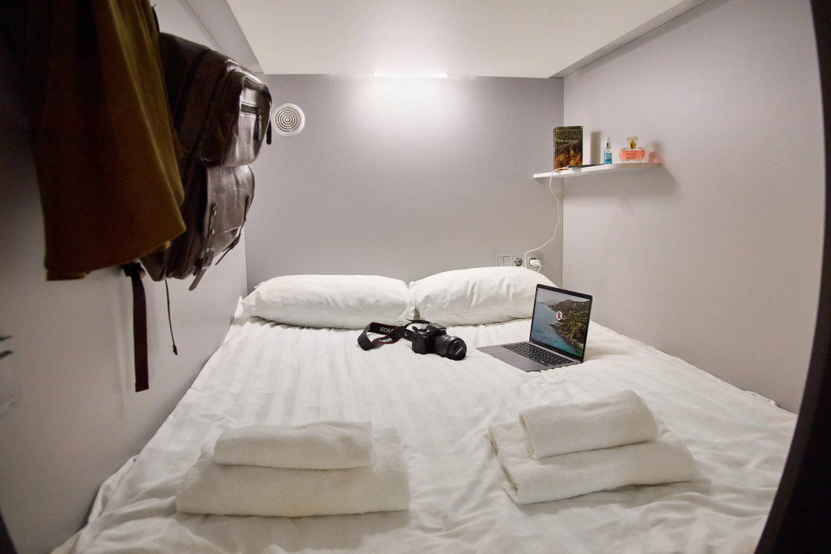 Капсульный отель Оранжевое Небо