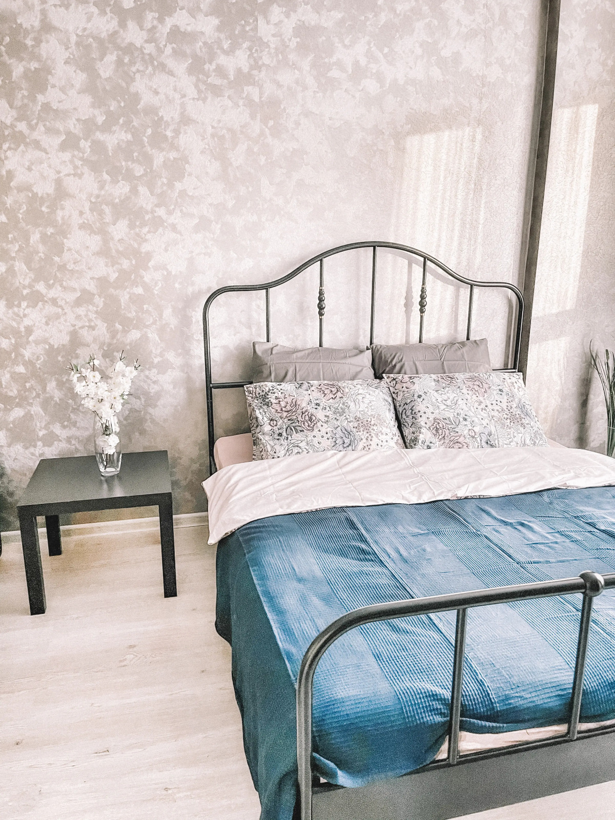 Апартаменты Cozy on Komendantskiy 55