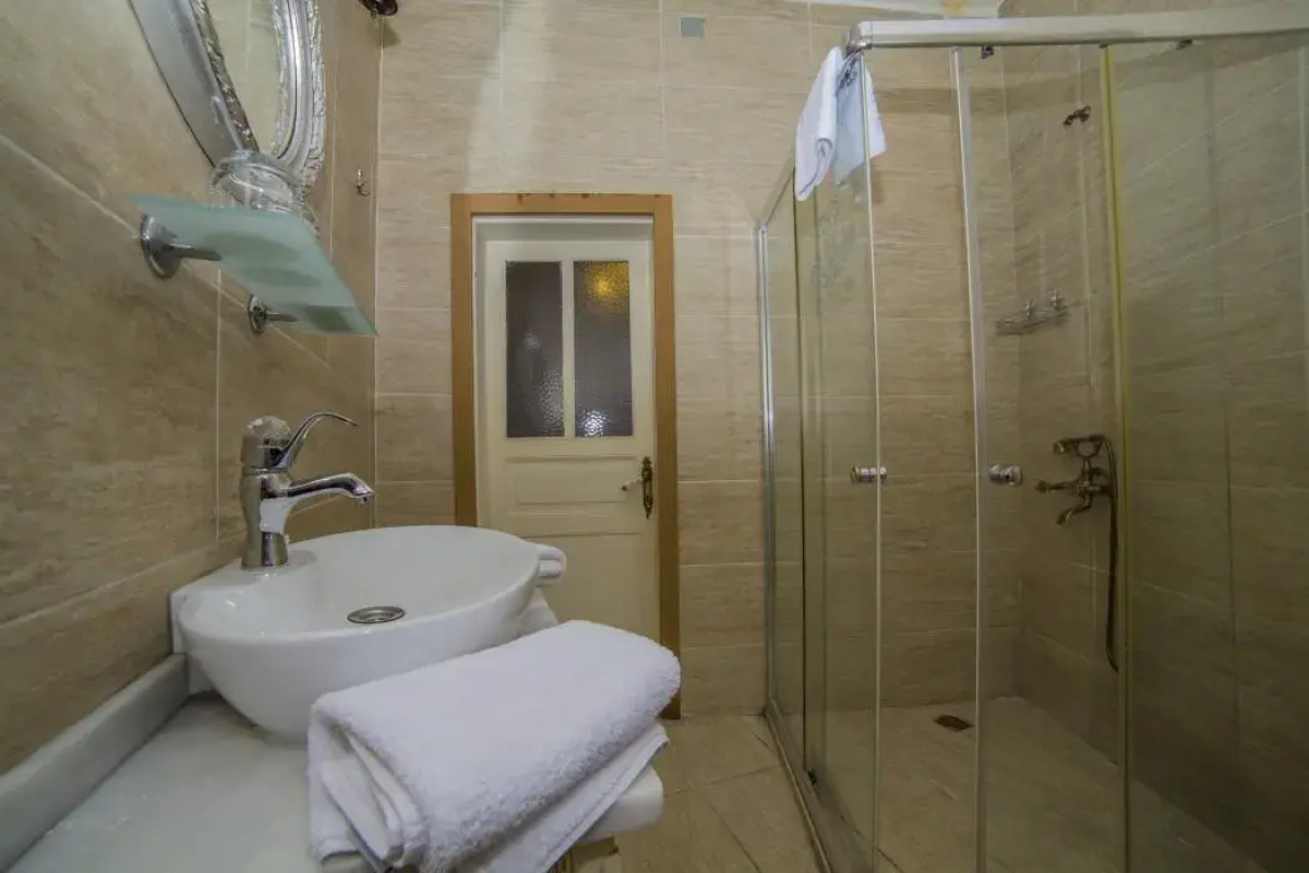 Отель HHK Hotel