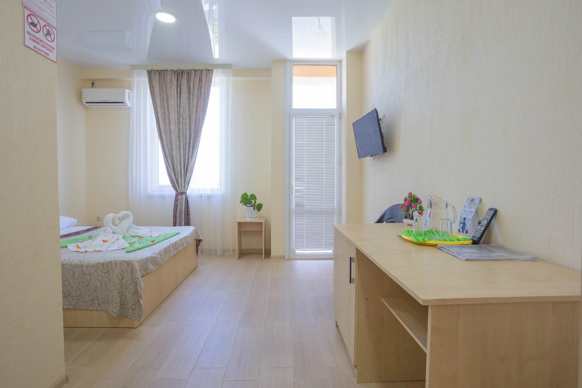 Гостевой Дом K.V.N.