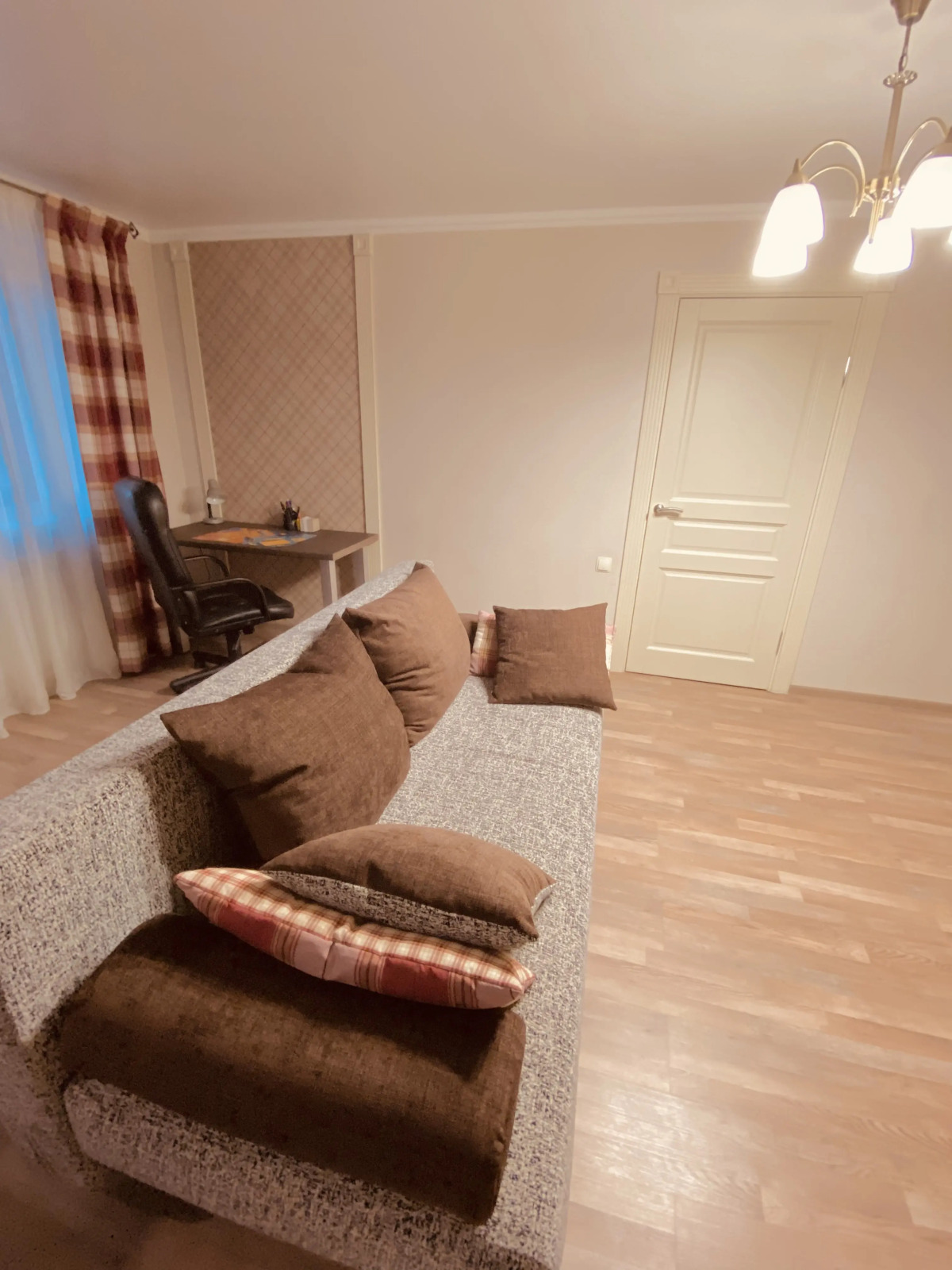 АХ! Апартаменты на Черняховского