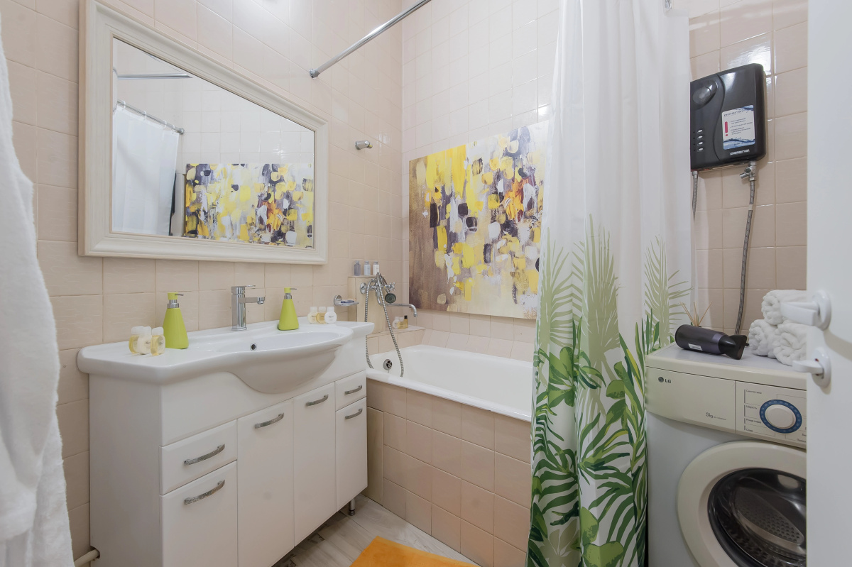 Квартира GM Apartments Стильная Трехкомнатная на Бульварном кольце