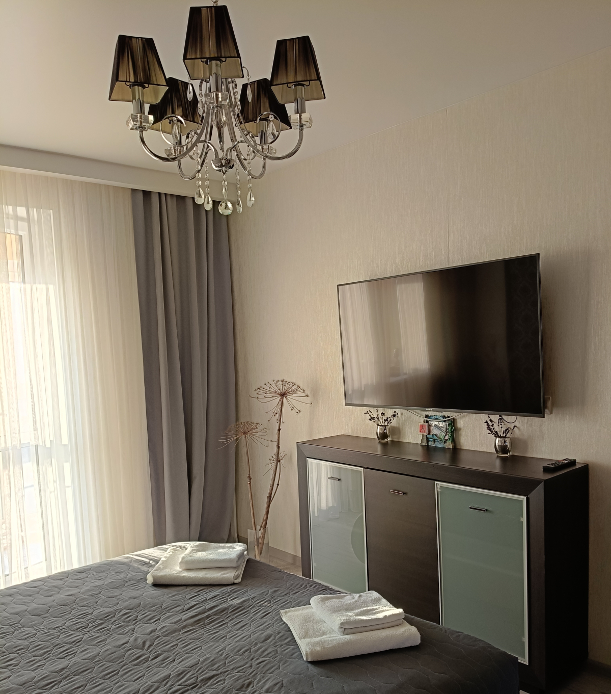 Апартаменты Просторная 2х комнатная квартира для комфортного отдыха на морском побережье