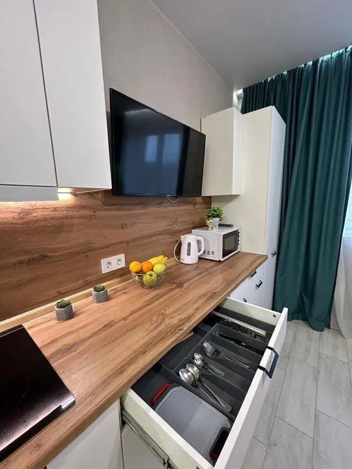 Квартира Студия на Сергиевской 13к4