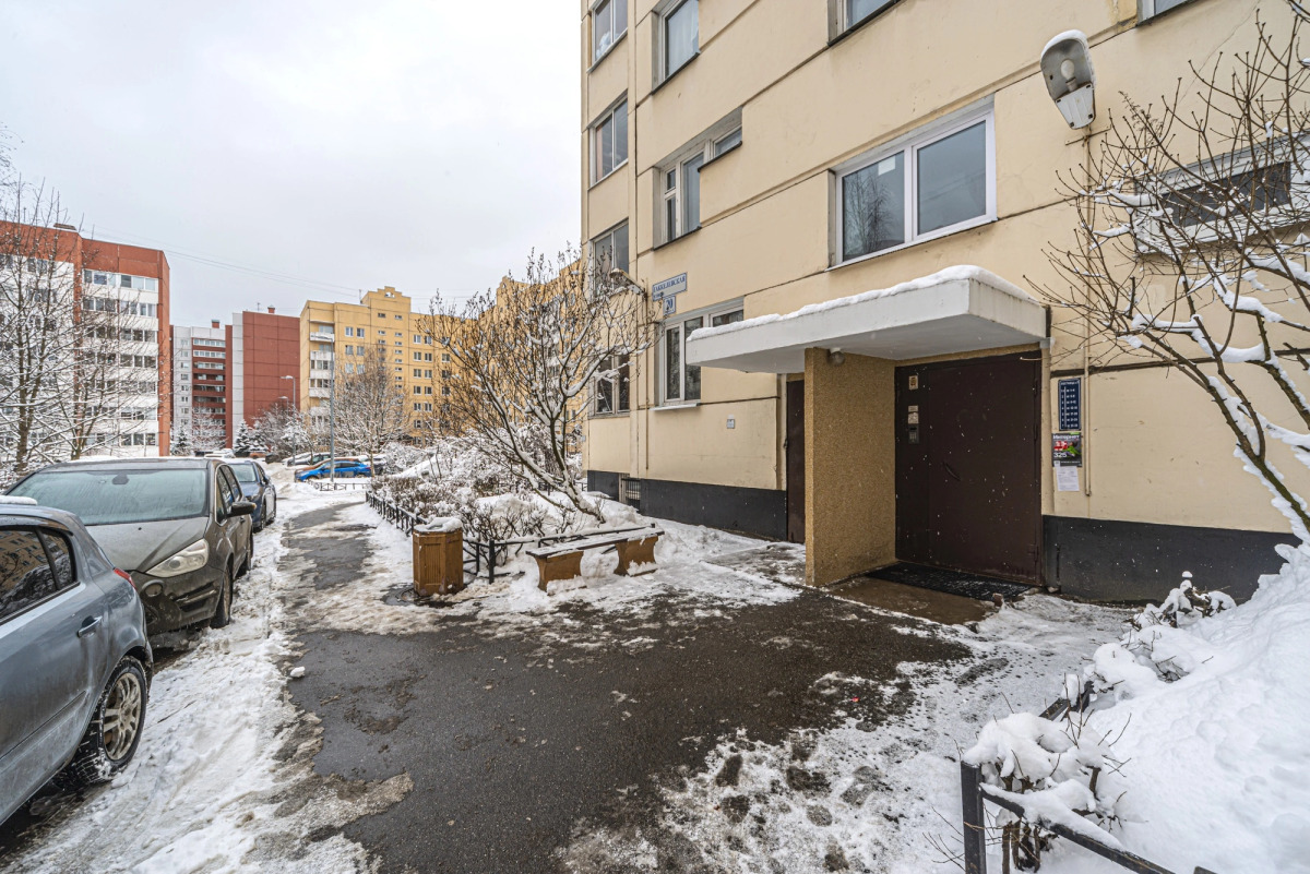 Квартира 3-х Комнатная на Гаккелевской 20 в Приморском районе