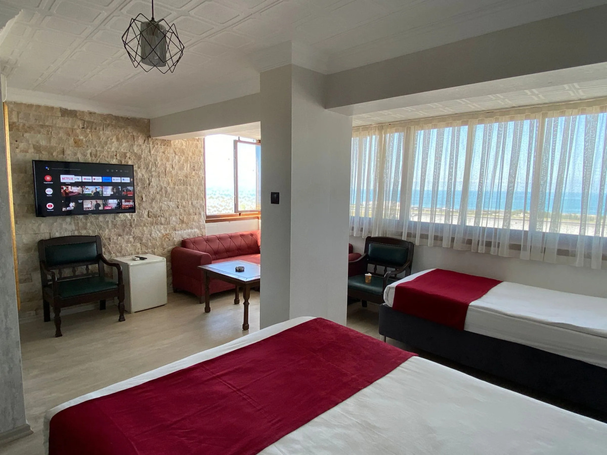 Отель Elit Holiday Hotel