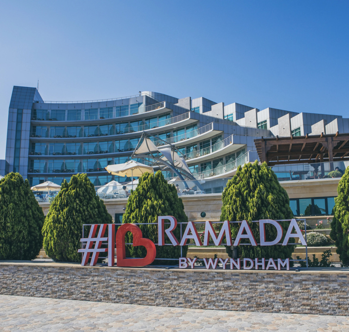 Отель Ramada Baku