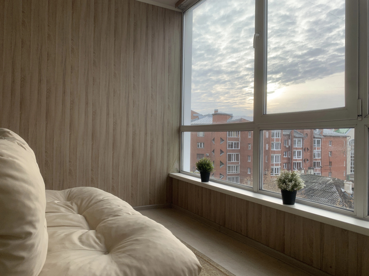 Квартира студия на Большой Подгорной 57