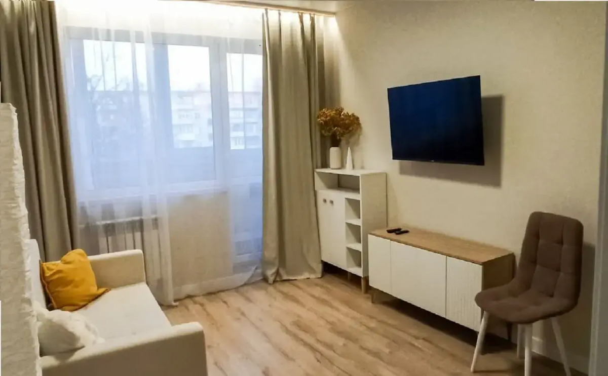 Квартира Современная квартира в тихом зеленом дворе