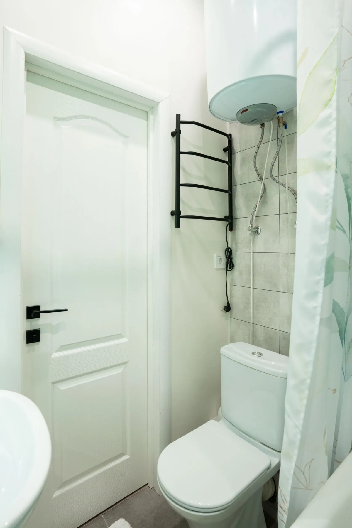 Апартаменты с ярким дизайнерским ремонтом