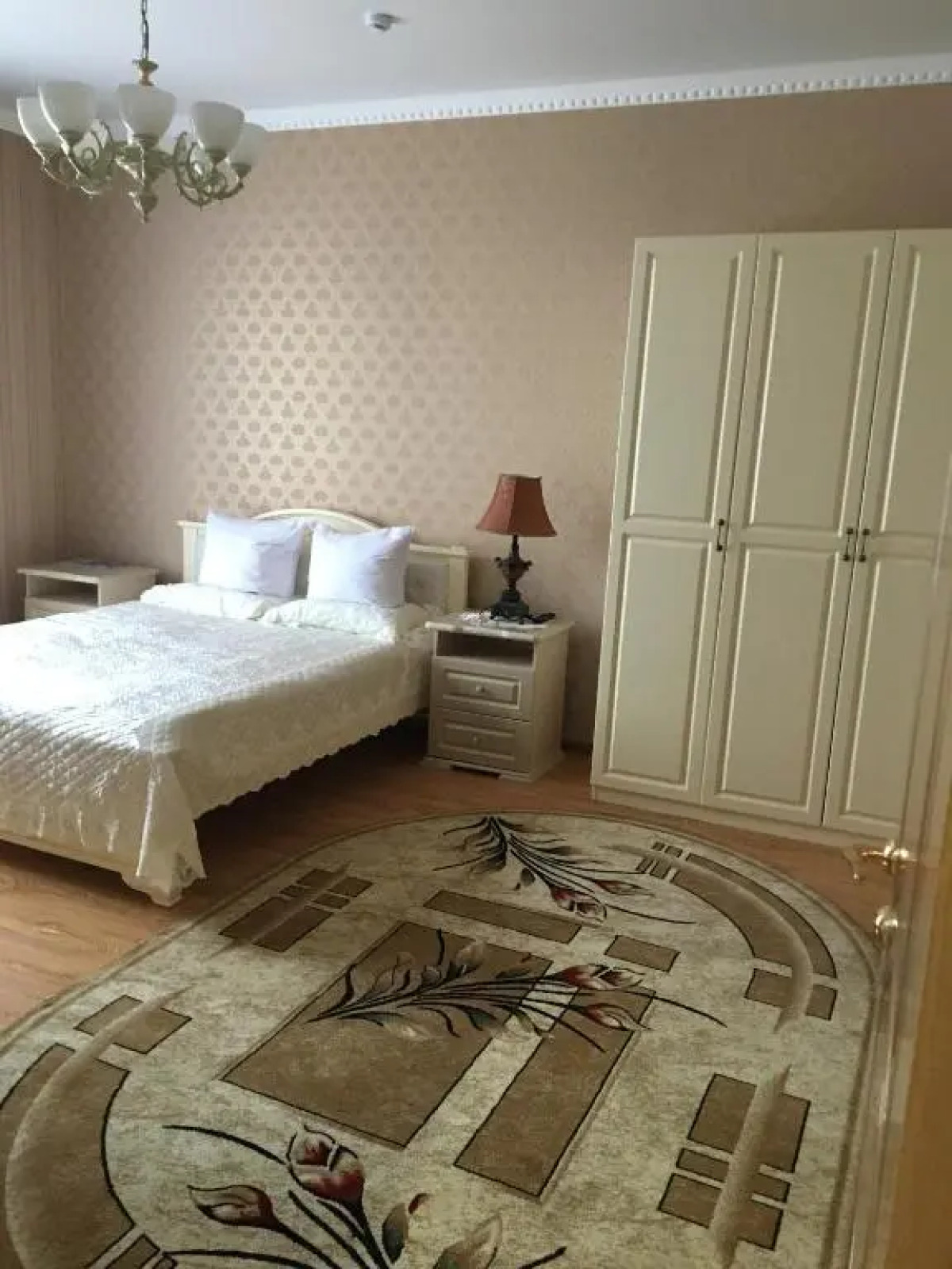 Отель Весна