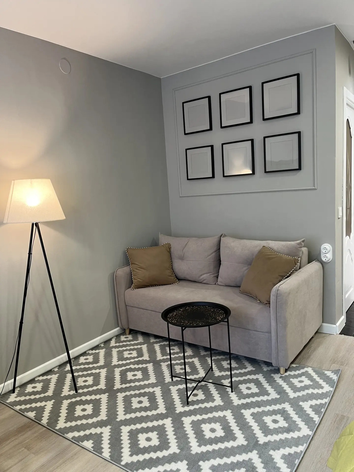 Квартира-Студия "КЛАССИКА"