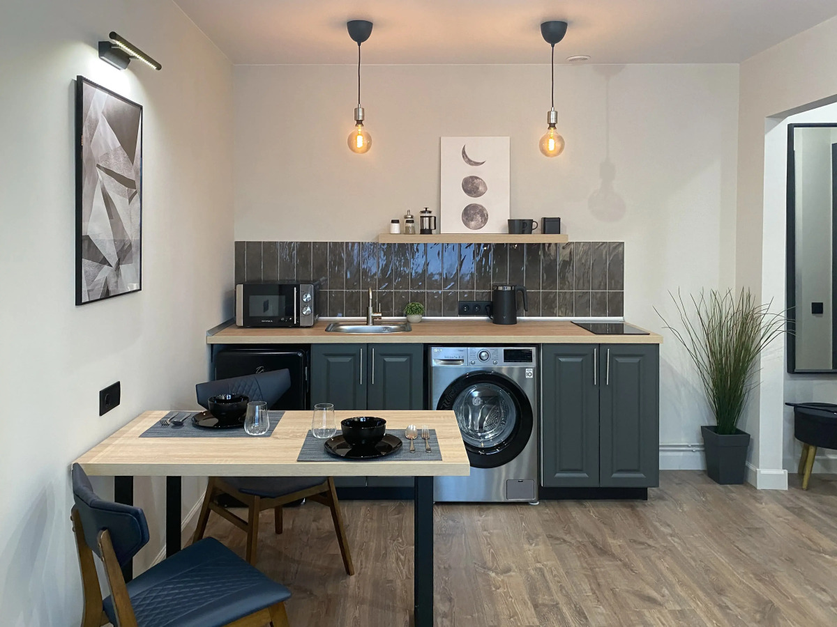 Апартаменты Unique Apart Юпитер рядом с Мариинским театром, КемГУ и Филармонией на Красной 12