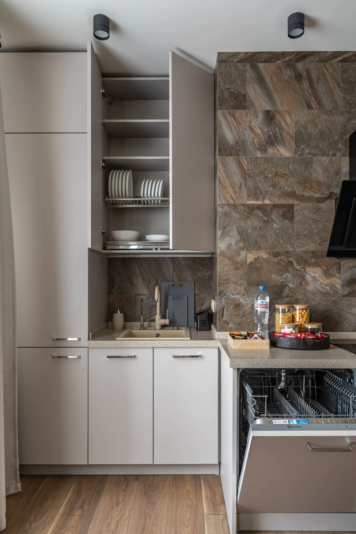 Квартира Moscow Deluxe Apartments Family suite city view-2