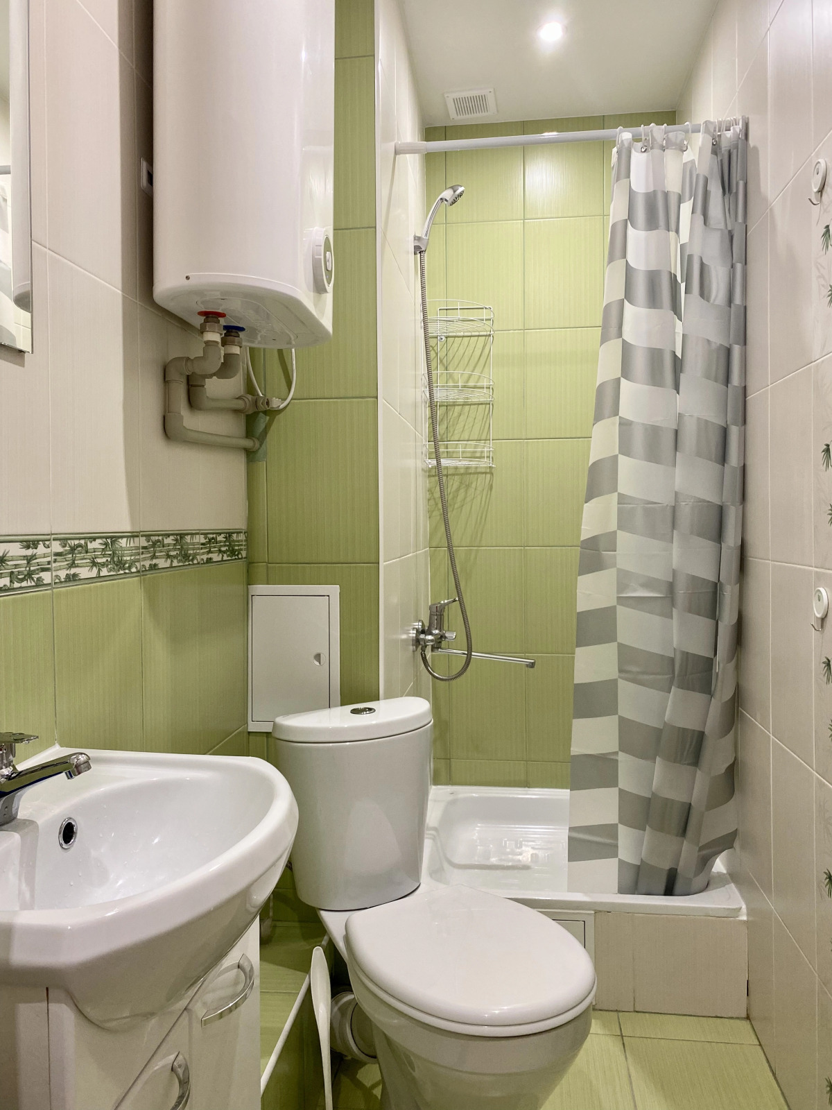 Квартира Рядом с Железнодорожным Вокзалом и Метро