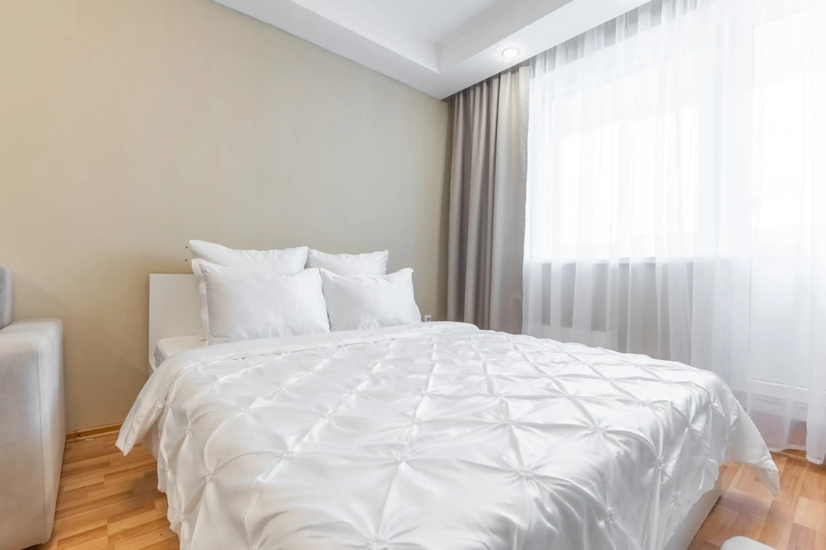 Апартаменты Комфорт на Амирхана Еники 4