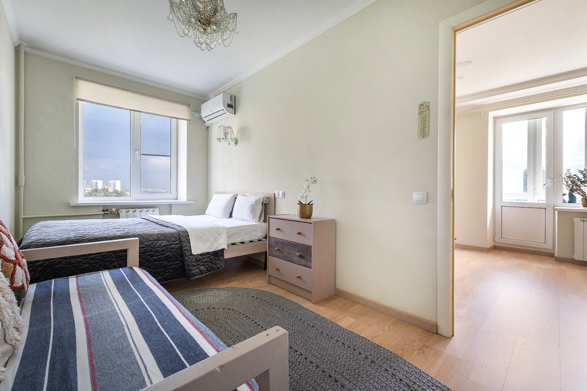 Апартаменты ДВА ГОРОДА - На набережной у Острова мечты и Технопарка