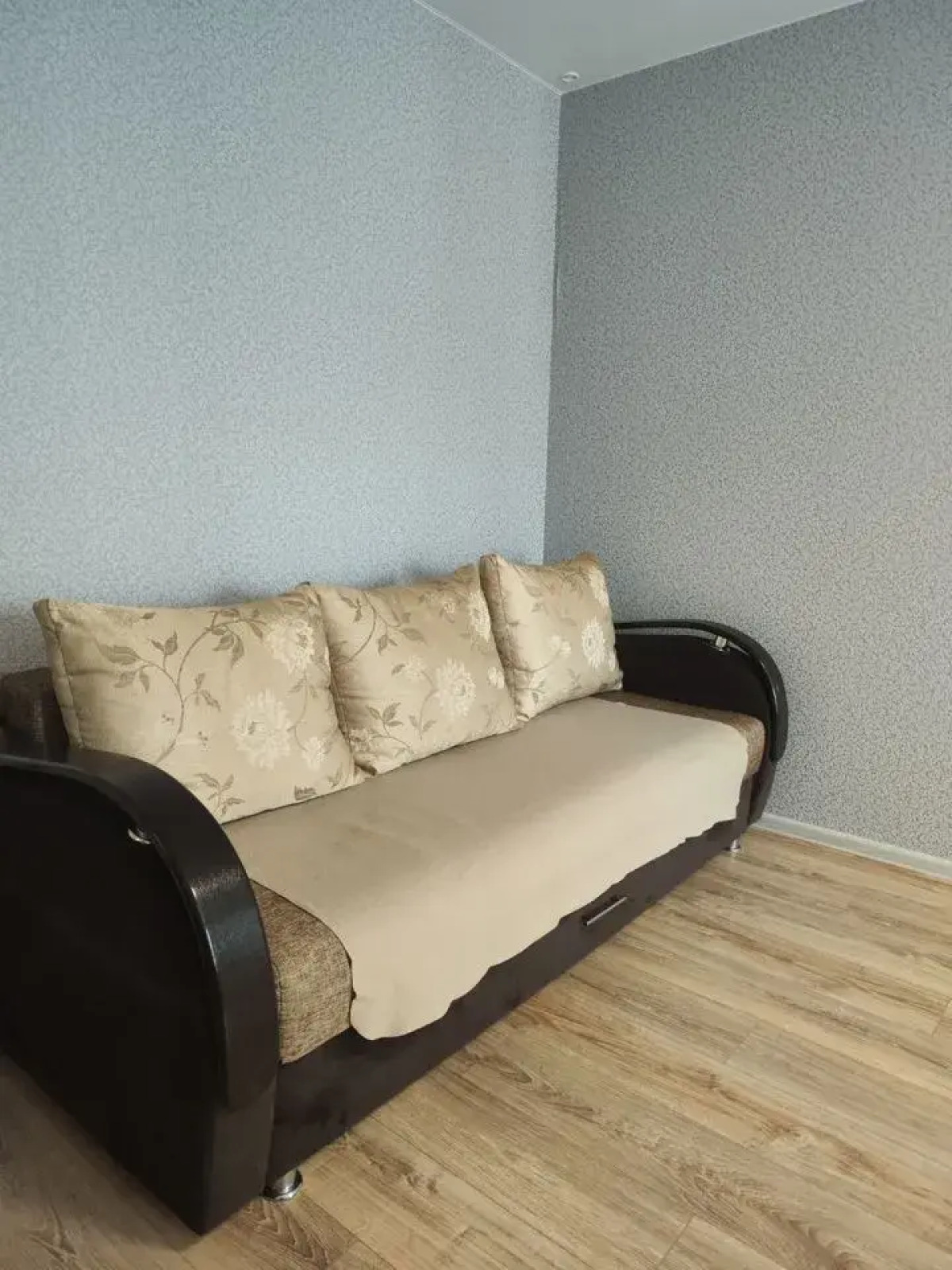 Квартира на улице 9 Января 68/1к2