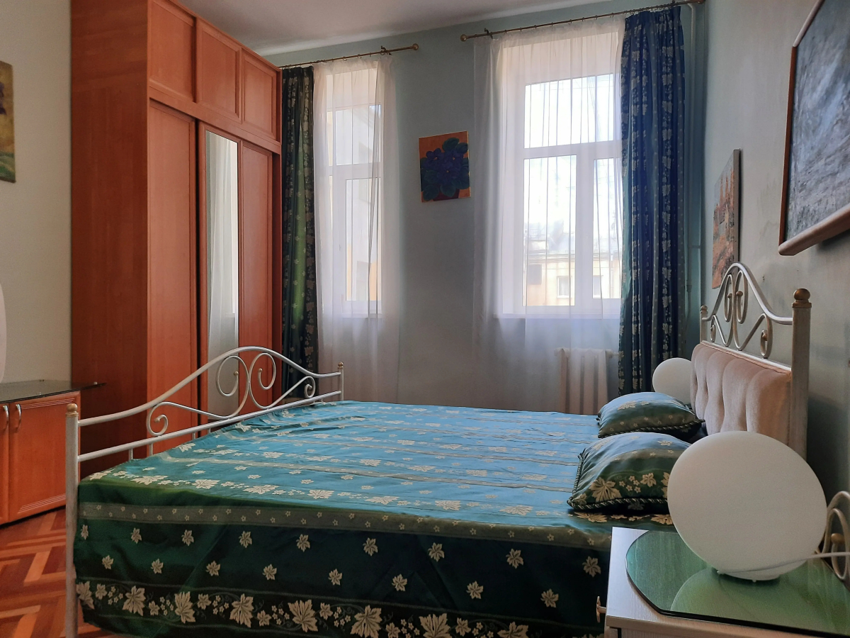 Апартаменты Sutki Rent в Доме Штрауха