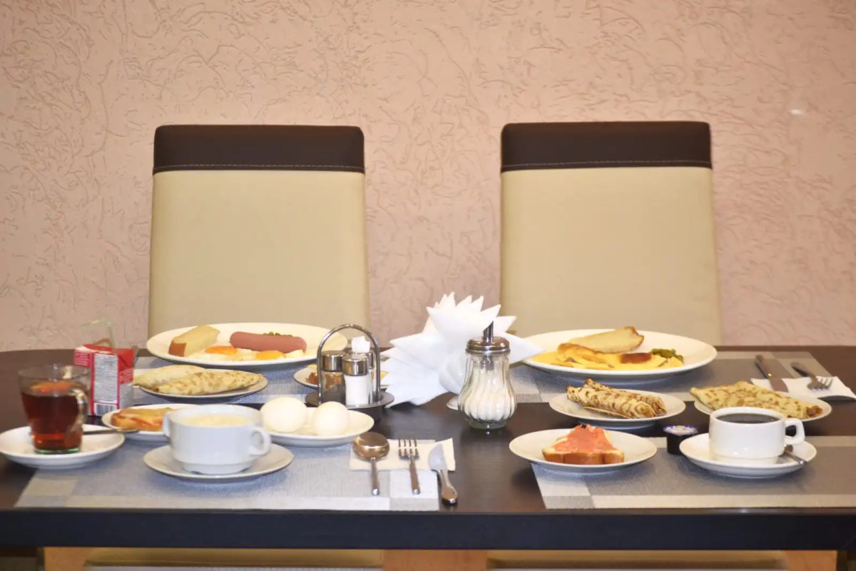 Отель Джулия