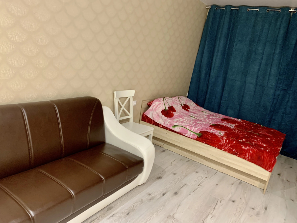 Апартаменты Первитинская 41 20