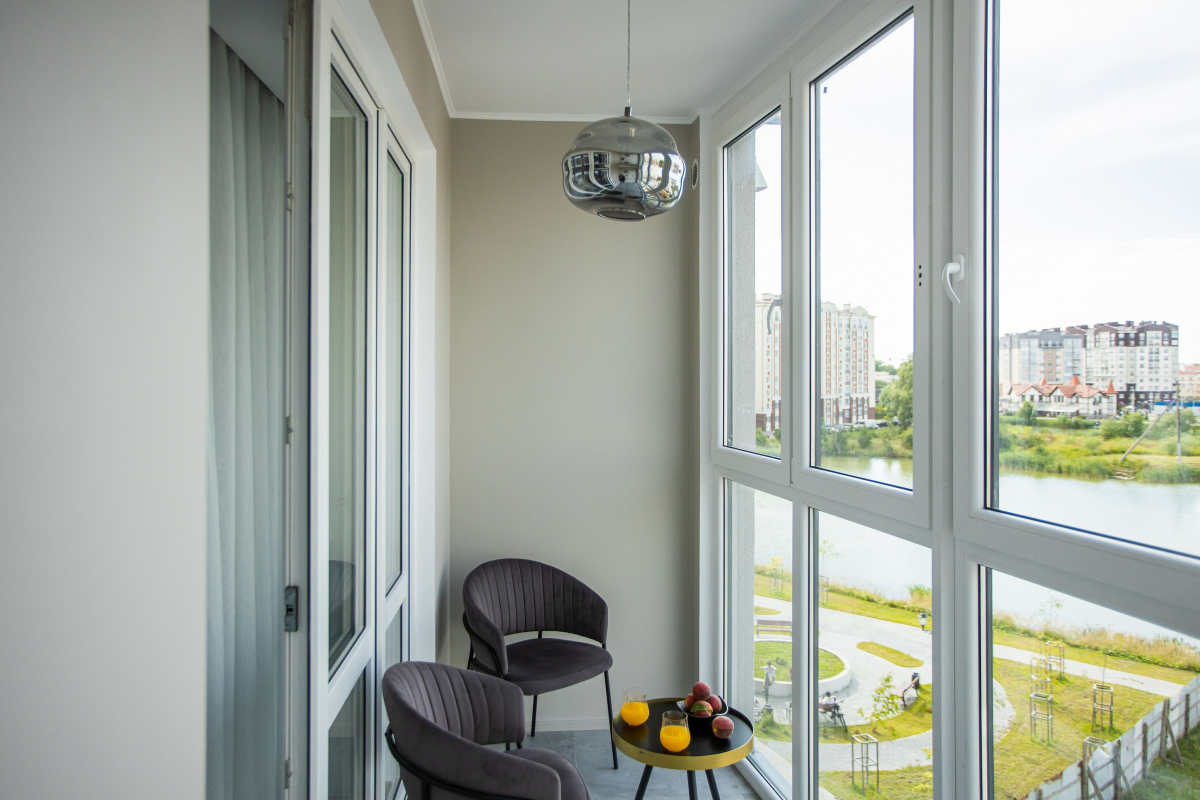 Квартира с видом на озеро