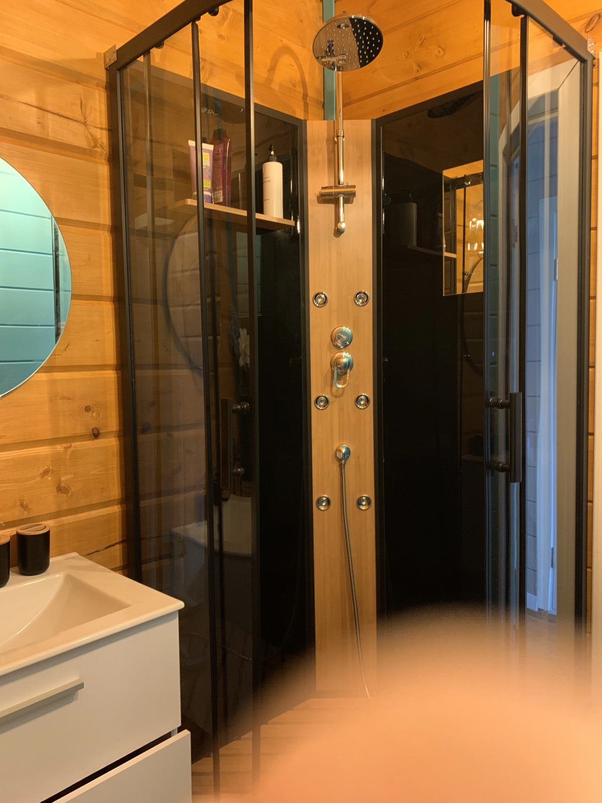 Частный дом A-фрейм в лесу Зеленого города