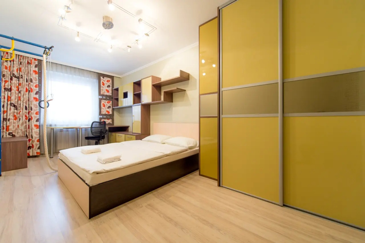 Апартаменты Пять Звёзд на Монакова 33