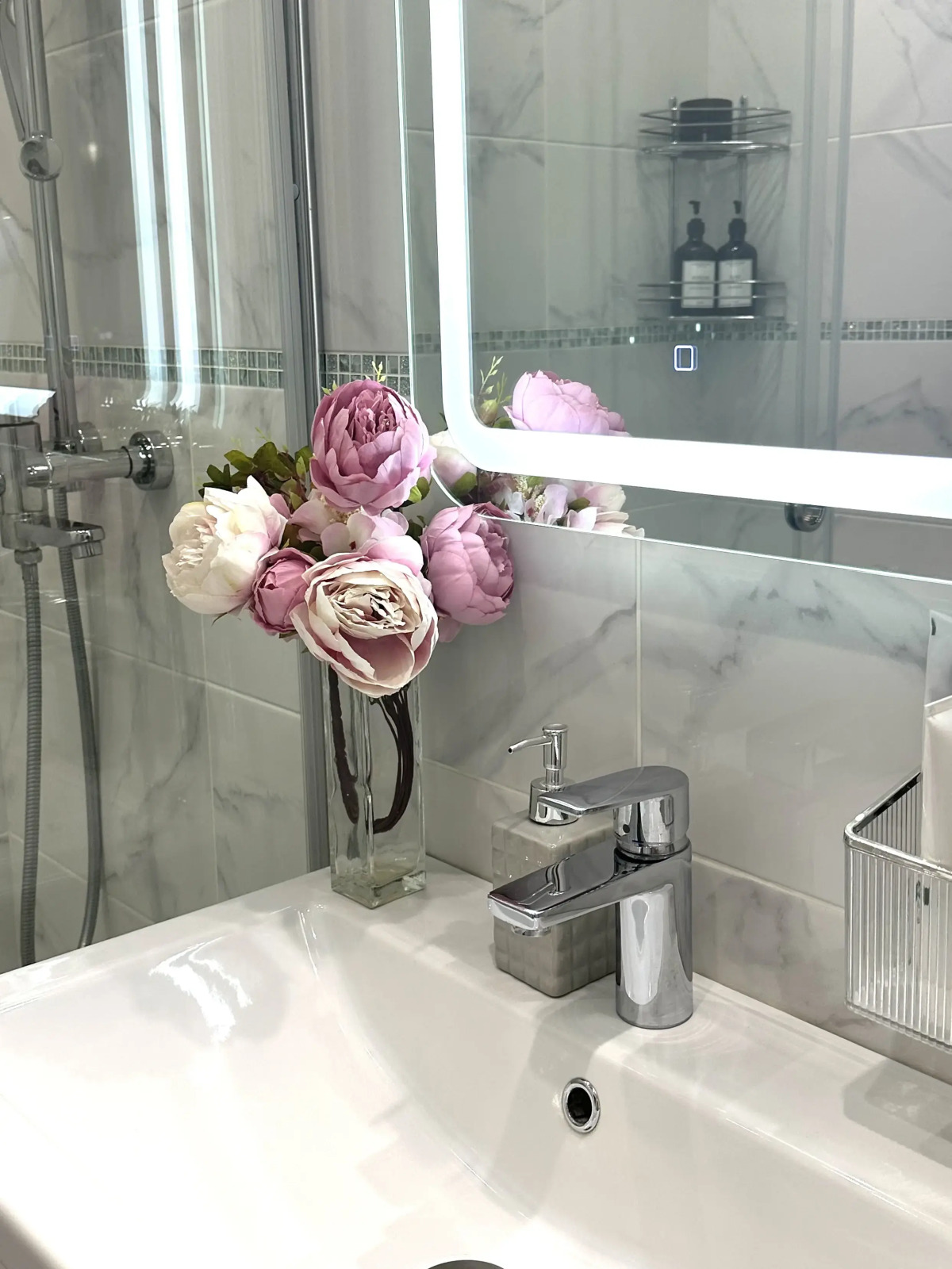 Квартира В Сердце Мегаполиса Savin House