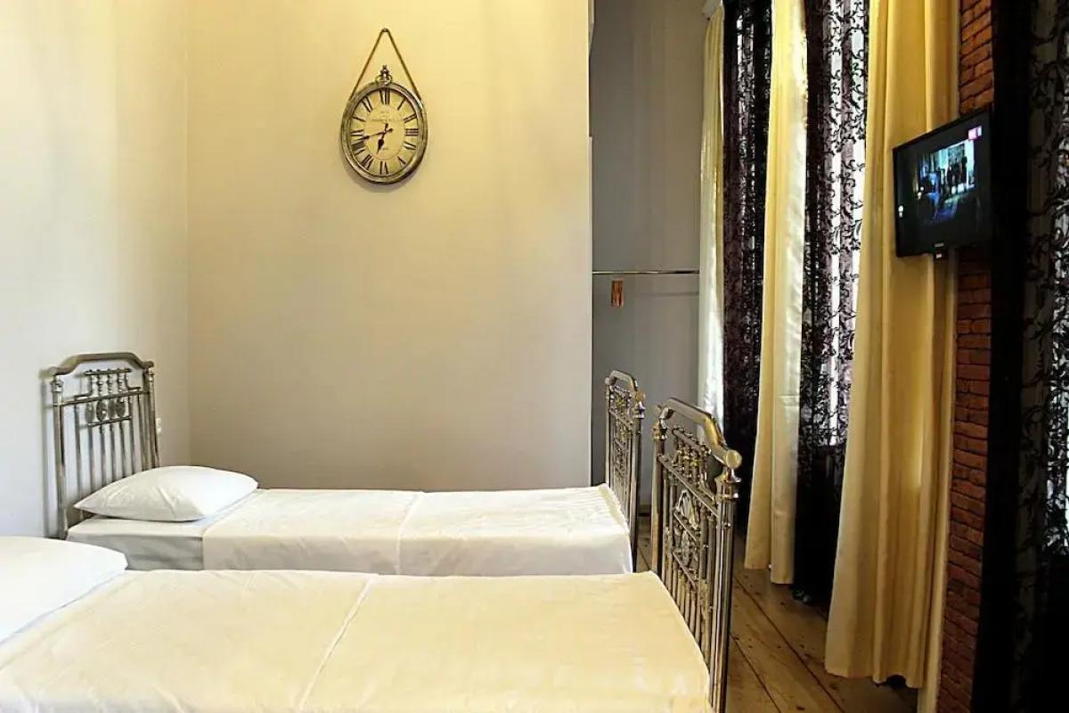 Отель Old Tbilisi Rooms 38