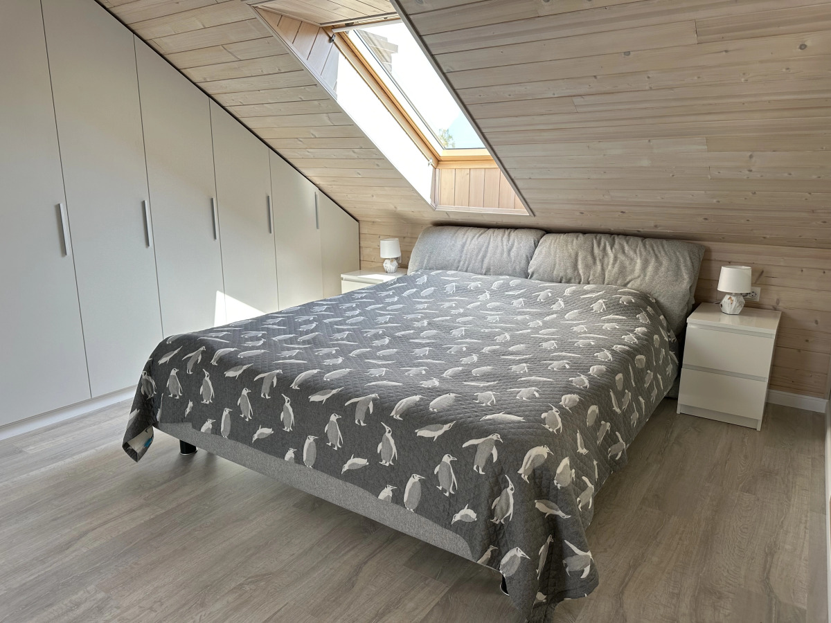 Апартаменты с двумя спальнями в частном доме